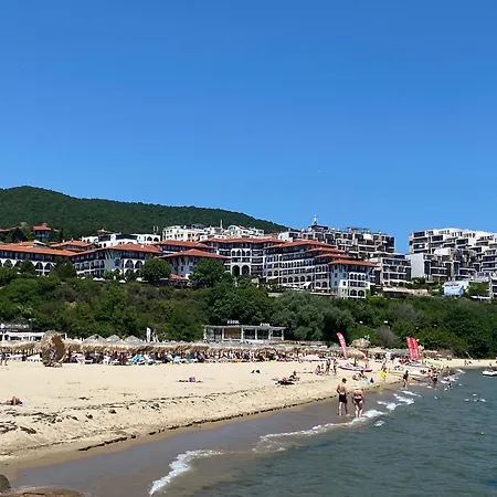 Апартамент Royal Palm 84 Свети Влас